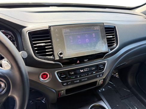 Used 2023 Honda Ridgeline RTL image 12