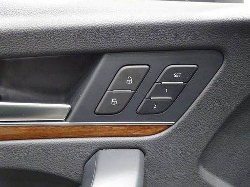 Used 2023 Audi Q5 2.0T Premium Plus image 18