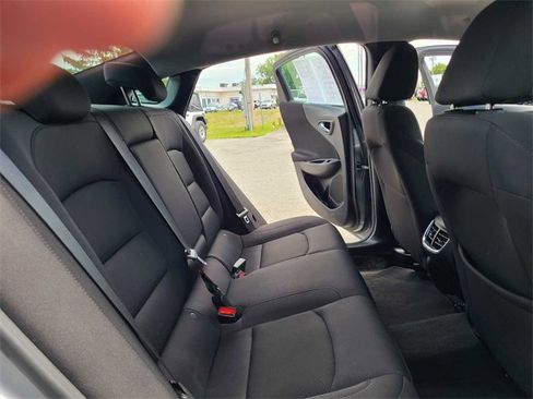 Used 2023 Chevrolet Malibu LT image 20