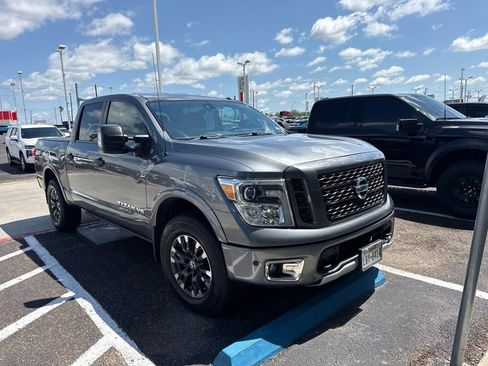 Used 2018 Nissan Titan PRO-4X w/ Pro-4x Utility Package AWD/4WD image 1