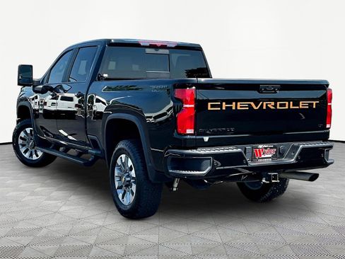 Used 2025 Chevrolet Silverado 2500 LT w/ Trail Boss Package AWD/4WD image 4