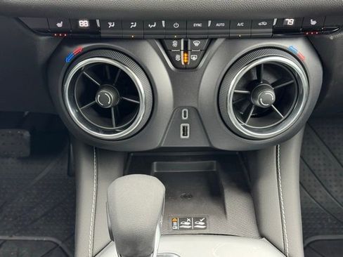 New 2025 Chevrolet Blazer LT w/ Redline Edition FWD image 29