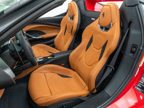 Certified 2025 Ferrari 296 GTS image 5