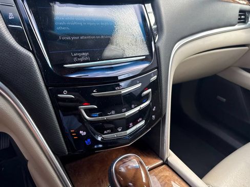 Used 2019 Cadillac XTS Luxury FWD image 15
