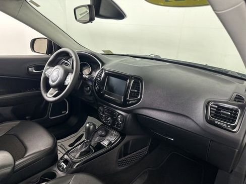 Used 2021 Jeep Compass Latitude w/ Sun and Sound Group AWD/4WD image 30