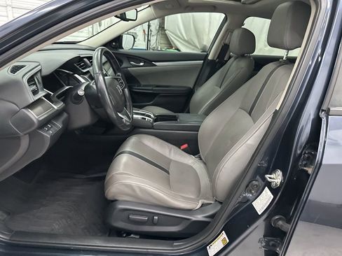 Used 2017 Honda Civic Touring image 17