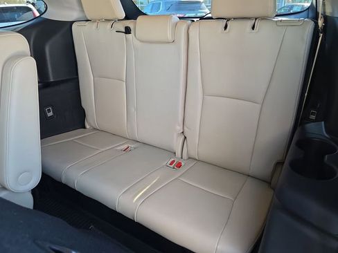 Used 2021 Toyota Highlander Platinum image 14