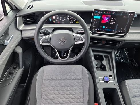 New 2026 Volkswagen Tiguan S FWD image 14