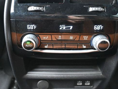 Used 2022 BMW M5 w/ Competition Package image 22