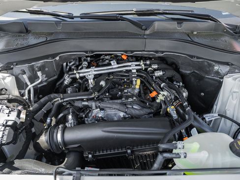 New 2026 Ford Explorer Active image 18