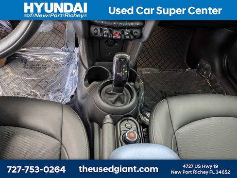 Used 2020 MINI Cooper 2-Door Hardtop FWD image 20