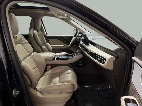 Certified 2024 Lincoln Aviator Reserve w/ Equipment Group 201A image 29