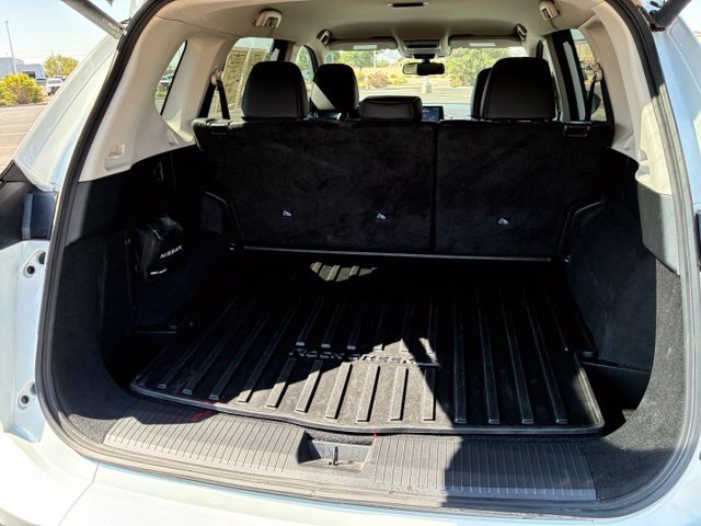 Certified 2025 Nissan Rogue SV w/ Rock Creek Premium Package AWD/4WD image 19