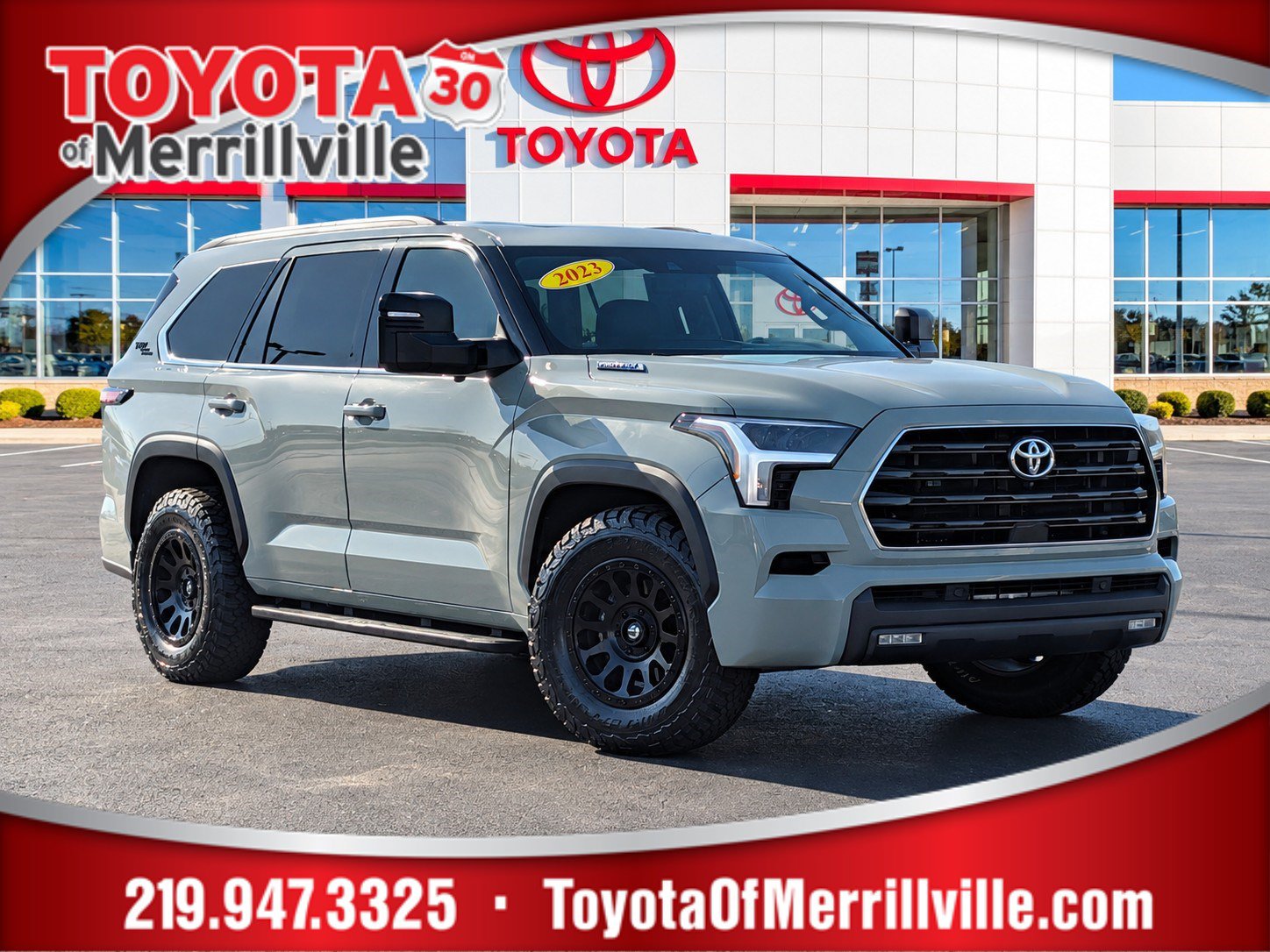 Used 2023 Toyota Sequoia SR5 w/ SR5 Premium Package AWD/4WD image 1