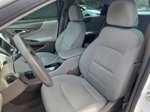 Used 2020 Chevrolet Malibu LS w/ Driver Confidence Package II FWD image 13
