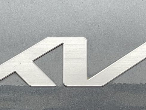Used 2024 Kia Forte LXS FWD image 6