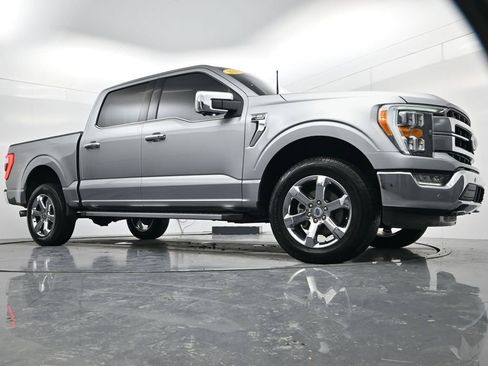 Used 2023 Ford F150 Lariat w/ Max Trailer Tow Package image 33
