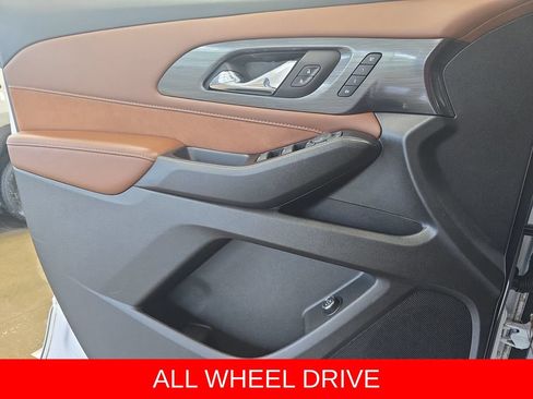 Used 2020 Chevrolet Traverse High Country w/ LPO, Floor Liner Package AWD/4WD image 28