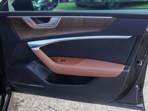 Used 2025 Audi A7 3.0T Premium Plus AWD/4WD image 30