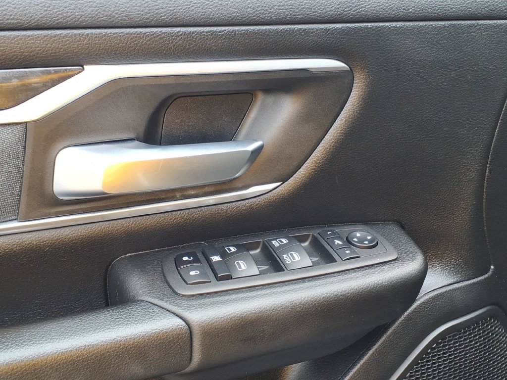 Certified 2023 RAM 1500 Big Horn AWD/4WD image 4