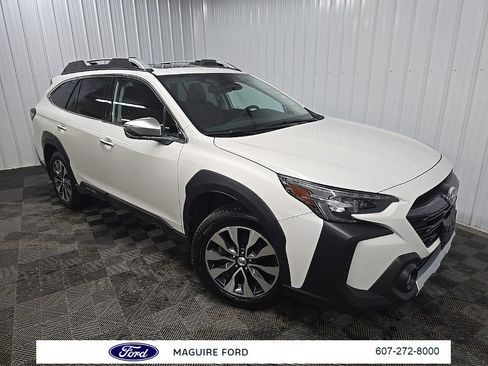 Used 2024 Subaru Outback Touring image 7