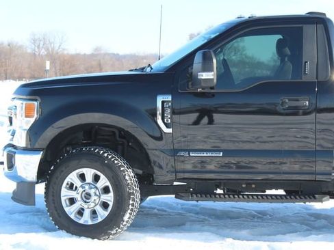 Used 2022 Ford F350 XLT w/ XLT Value Package image 3