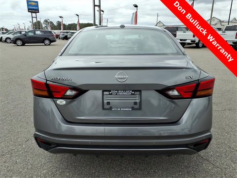 Used 2023 Nissan Altima 2.5 SV image 4