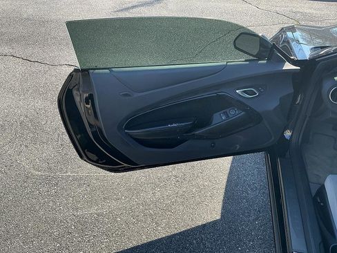 Used 2023 Chevrolet Camaro LT image 11