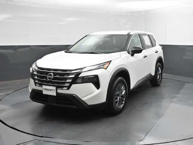 Certified 2024 Nissan Rogue S AWD/4WD image 1