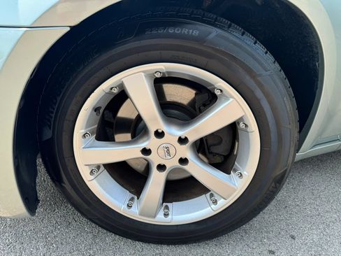 Used 2005 Chrysler 300 C w/ Protection Group II RWD image 28