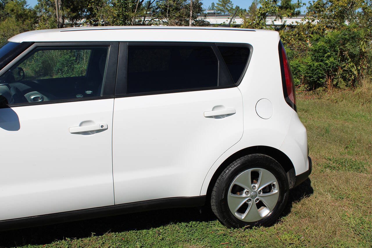 Used 2014 Kia Soul FWD image 10