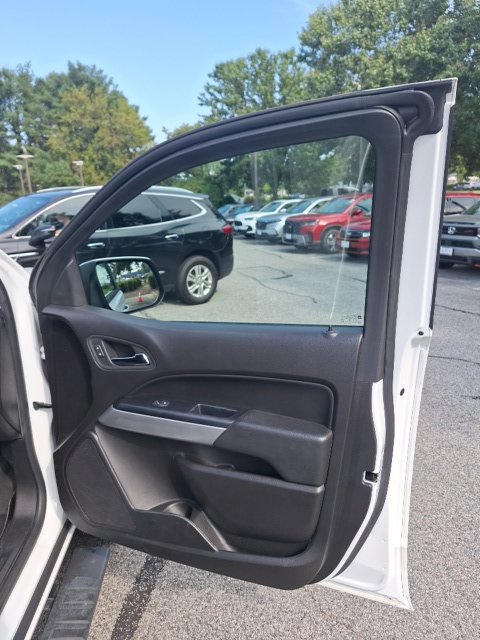 Used 2021 Chevrolet Colorado LT RWD image 18