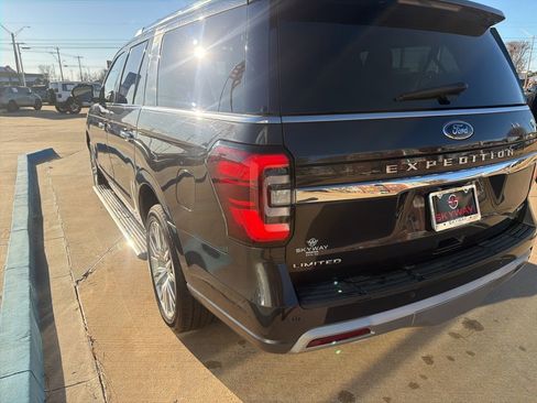 Used 2024 Ford Expedition Max Limited image 21
