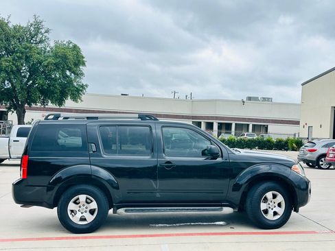 Used 2012 Nissan Pathfinder S RWD image 11