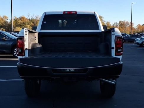 New 2026 RAM 2500 Tradesman image 17
