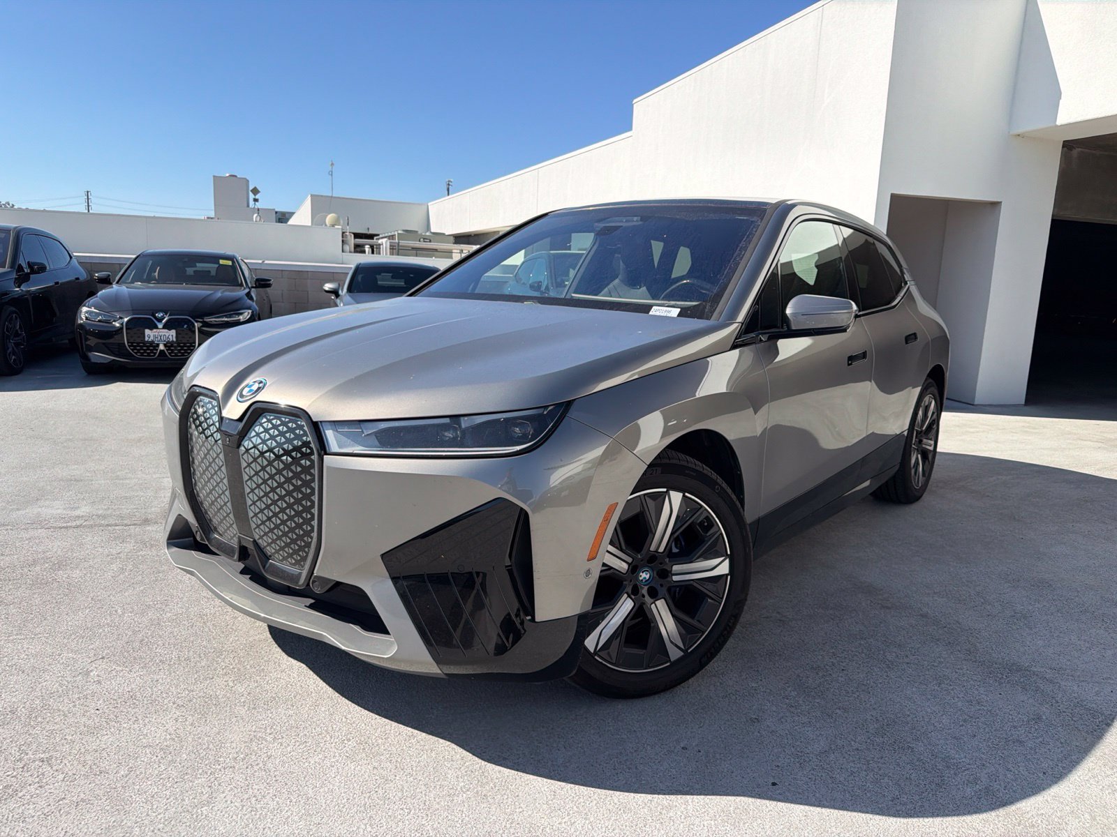 Certified 2024 BMW iX xDrive50 w/ Premium Package AWD/4WD image 3