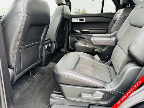 Used 2023 Ford Explorer ST-Line image 31