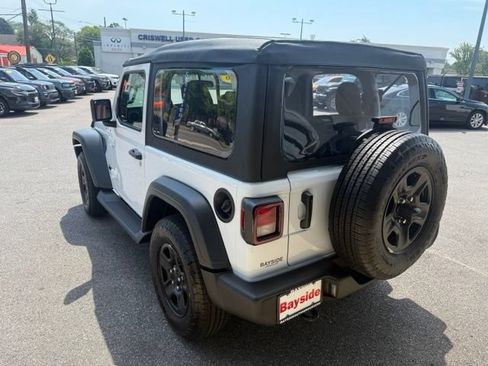 Used 2026 Jeep Wrangler Sport AWD/4WD image 15