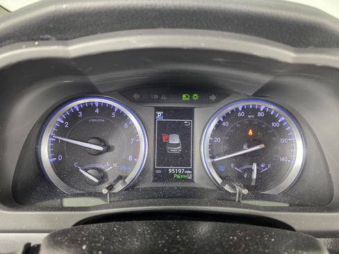 Used 2019 Toyota Highlander Limited image 13