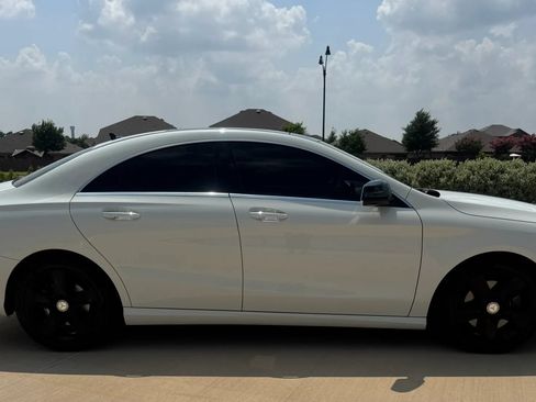 Used 2016 Mercedes-Benz CLA 250 image 9