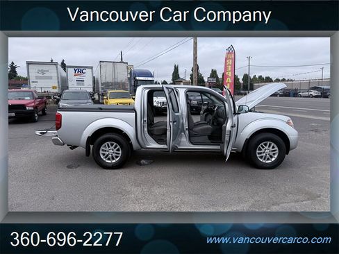 Used 2019 Nissan Frontier SV AWD/4WD image 12