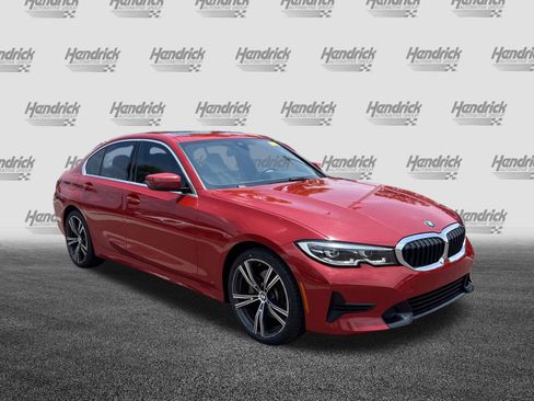 Used 2019 BMW 330i xDrive Sedan w/ Convenience Package AWD/4WD image 2