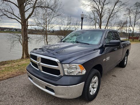 Used 2018 RAM 1500 ST w/ SXT Appearance Group image 1