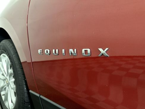 Used 2019 Chevrolet Equinox LT FWD image 33