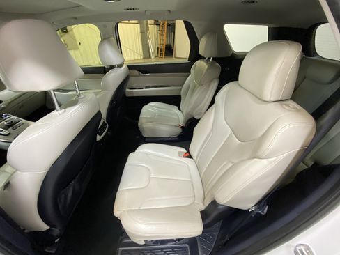 Used 2021 Hyundai Palisade SEL w/ Premium Package image 24