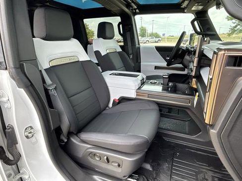 New 2025 GMC Hummer EV 2X image 23