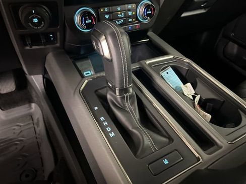 Used 2018 Ford F150 Raptor w/ Equipment Group 802A Luxury image 16