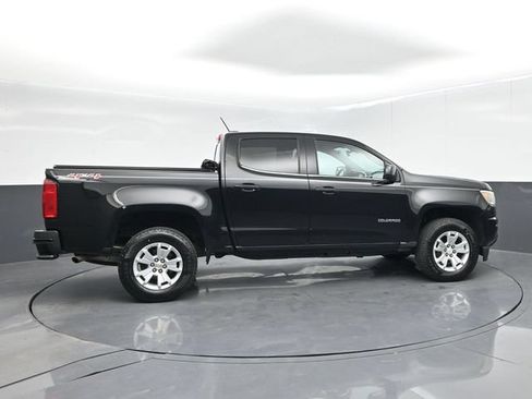 Used 2018 Chevrolet Colorado LT AWD/4WD image 9