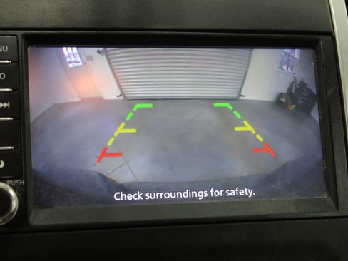 Used 2019 Nissan Frontier SV image 31