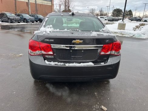 Used 2016 Chevrolet Cruze LT image 6